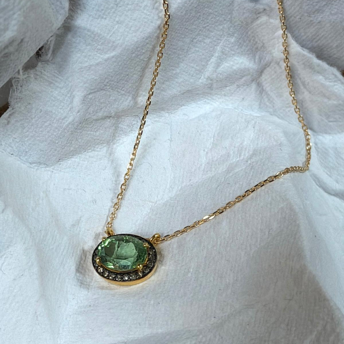 Collier Victoria II