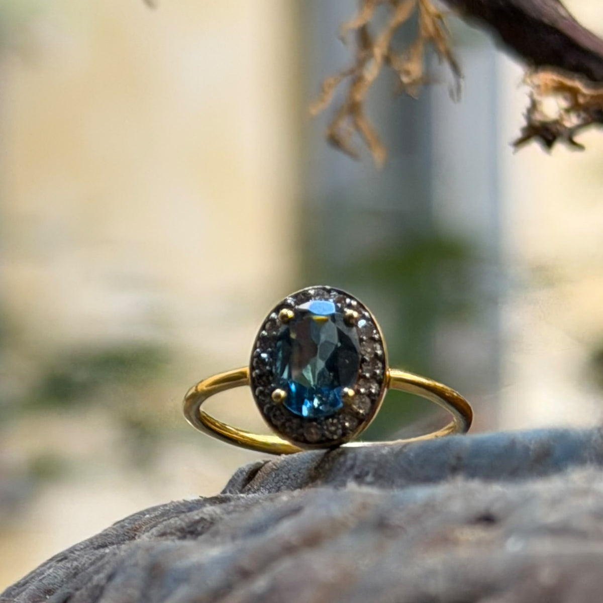 Bague Victoria London Topaze