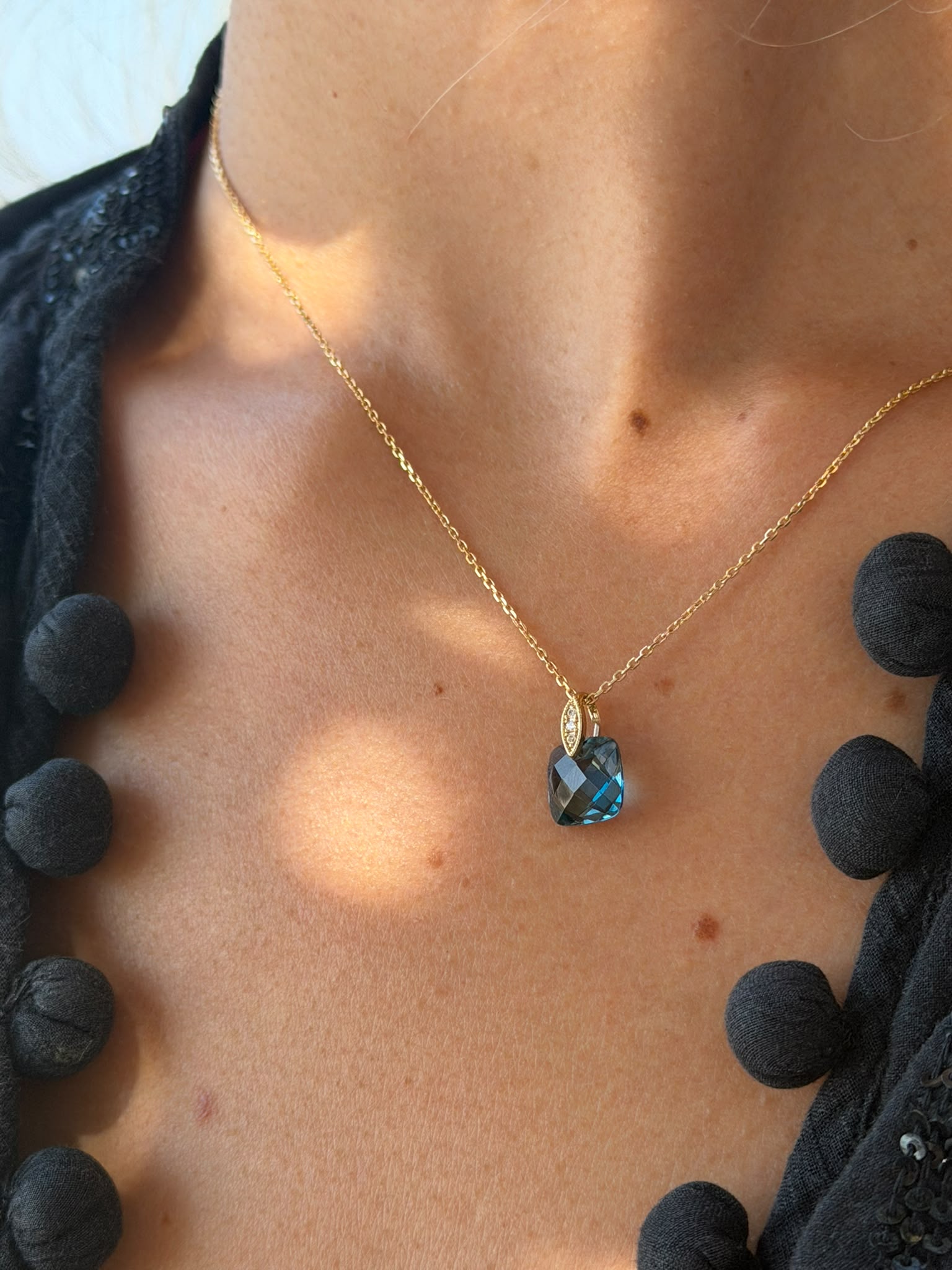 Collier Coussin London Topaze