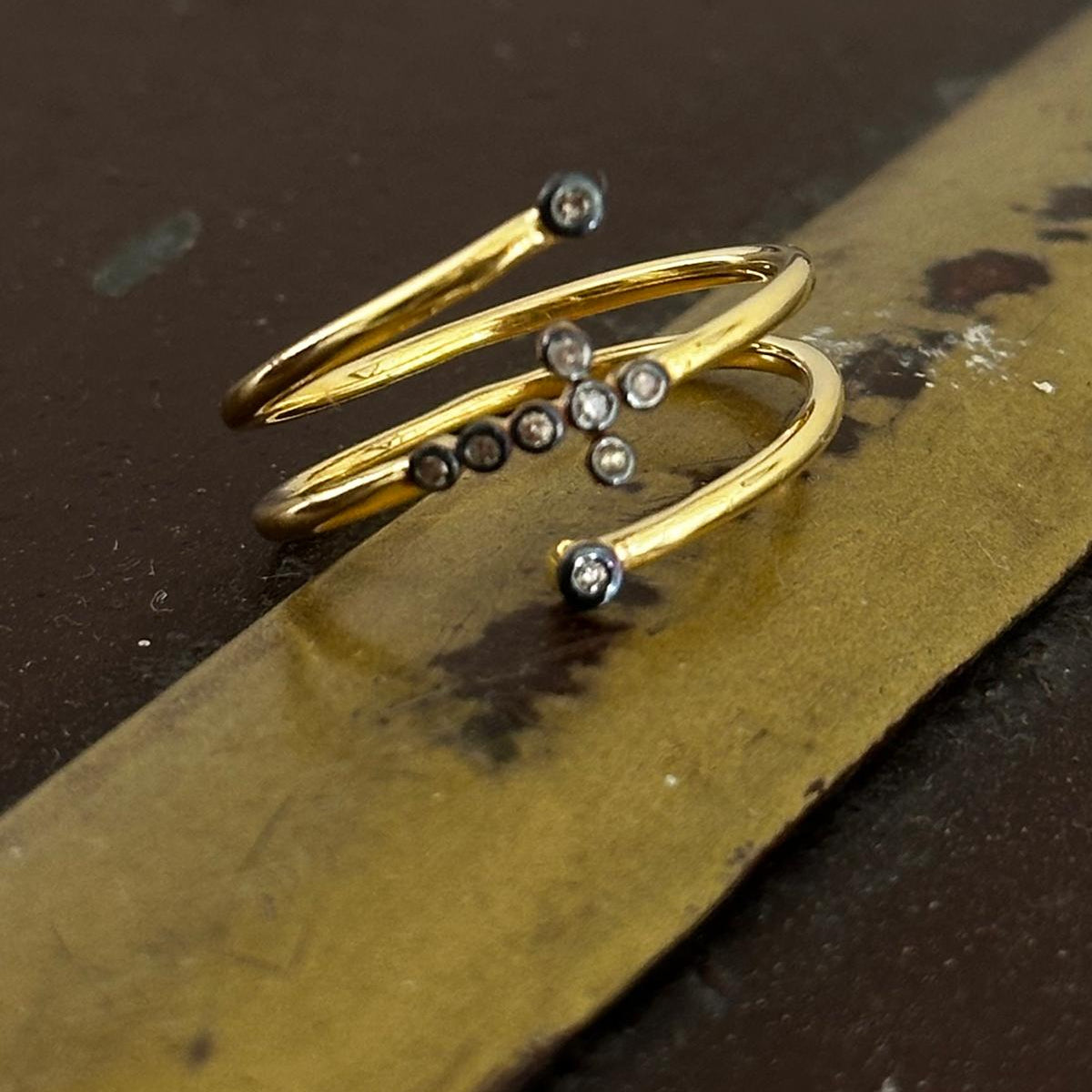 Bague Croix Double Tour