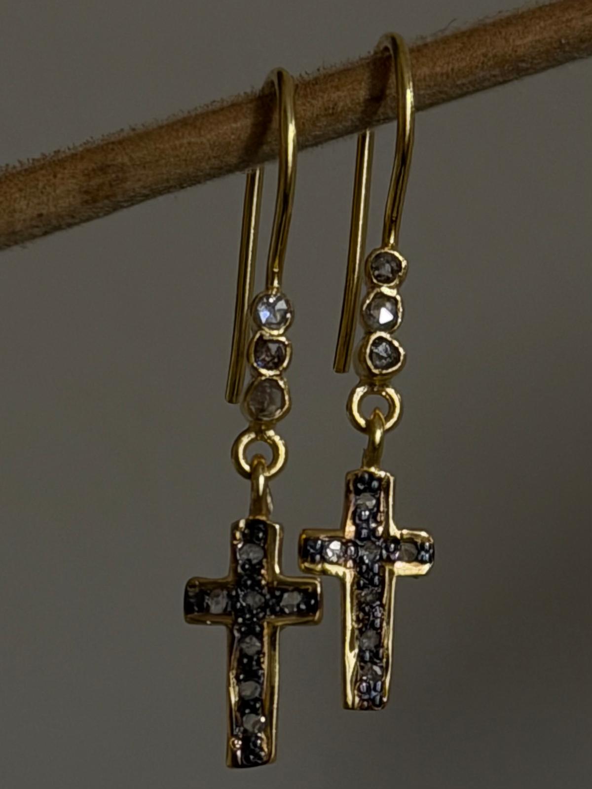 Boucles d'oreilles Croix