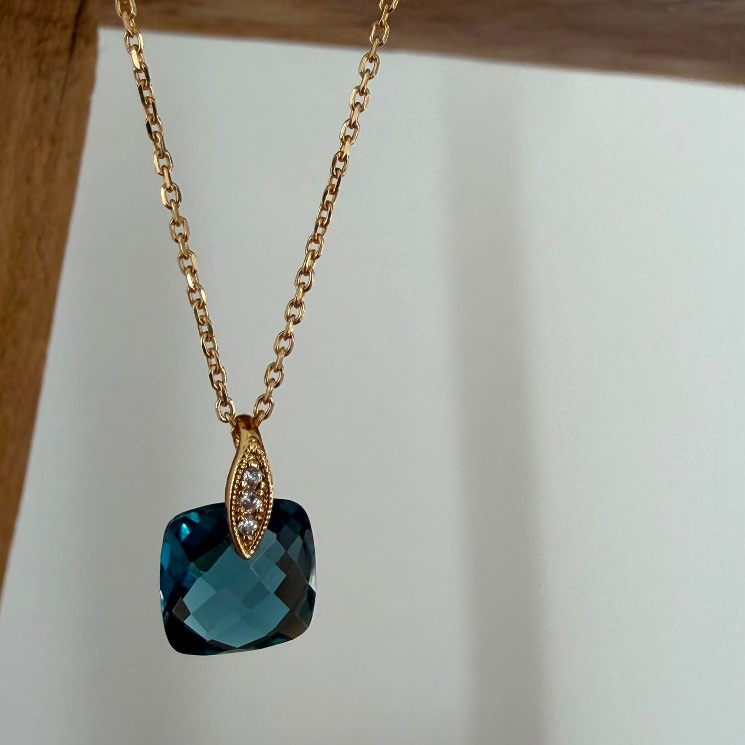 Collier Coussin London Topaze