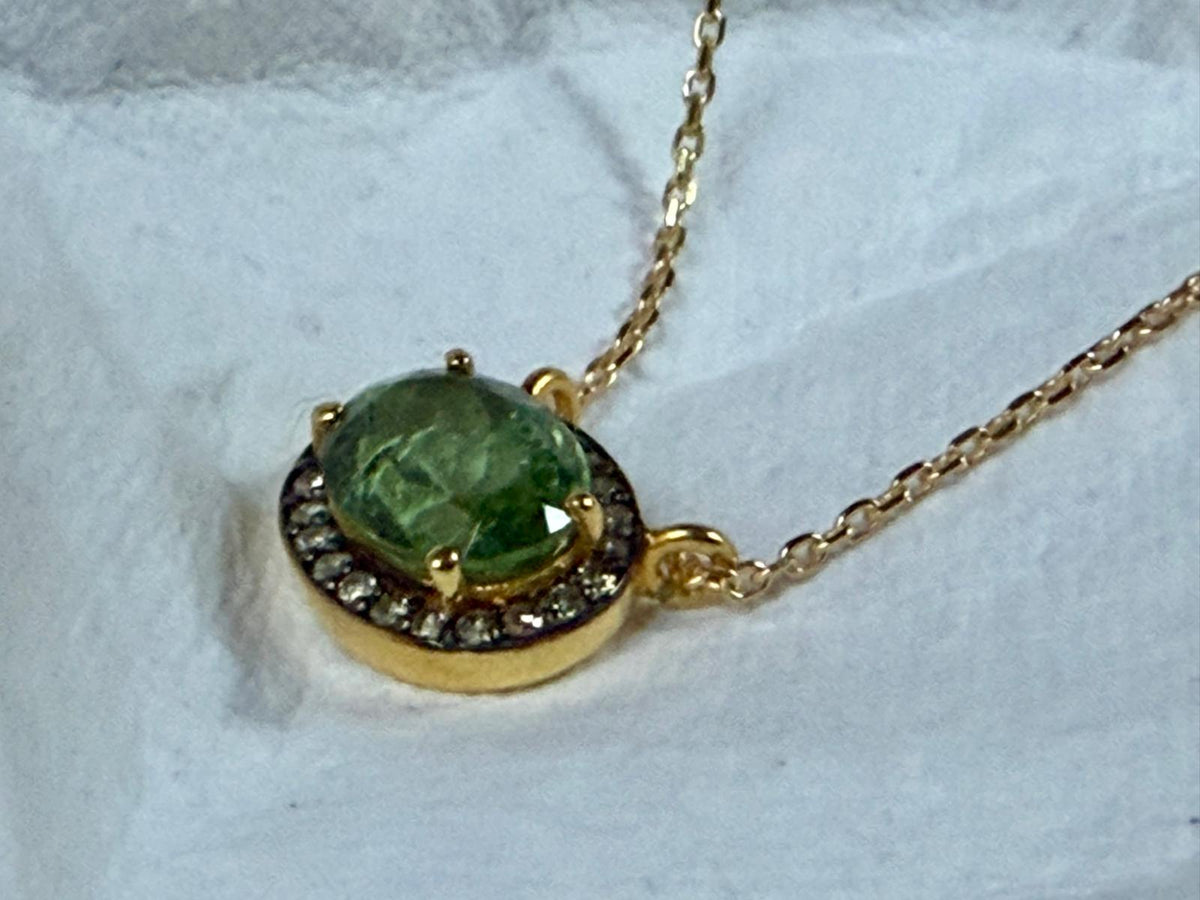 Collier Victoria II