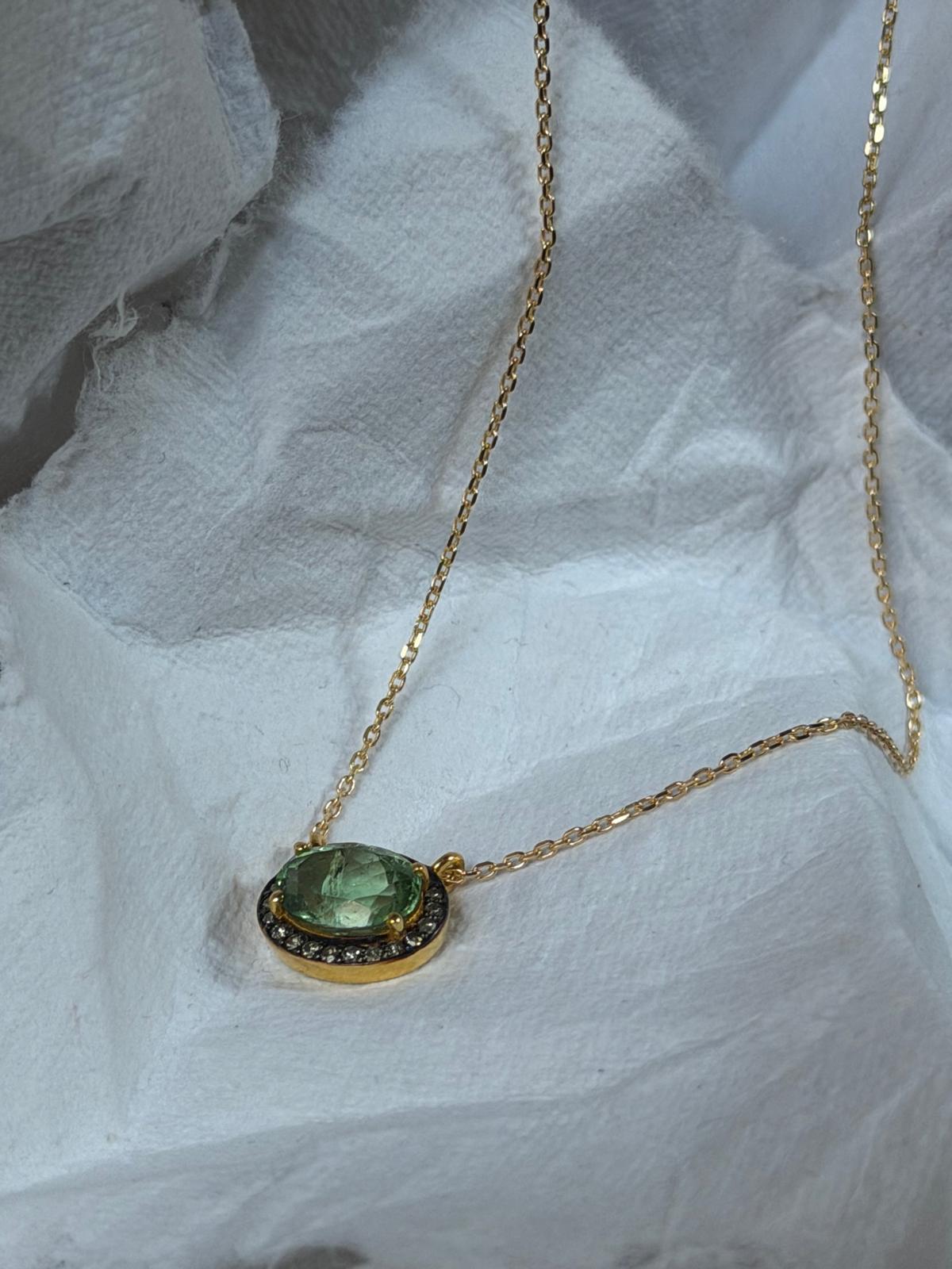 Collier Victoria II