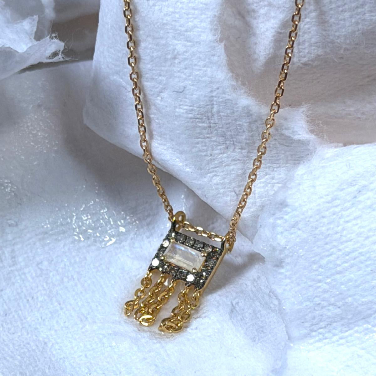 Collier Gina Frange Pierre de Lune