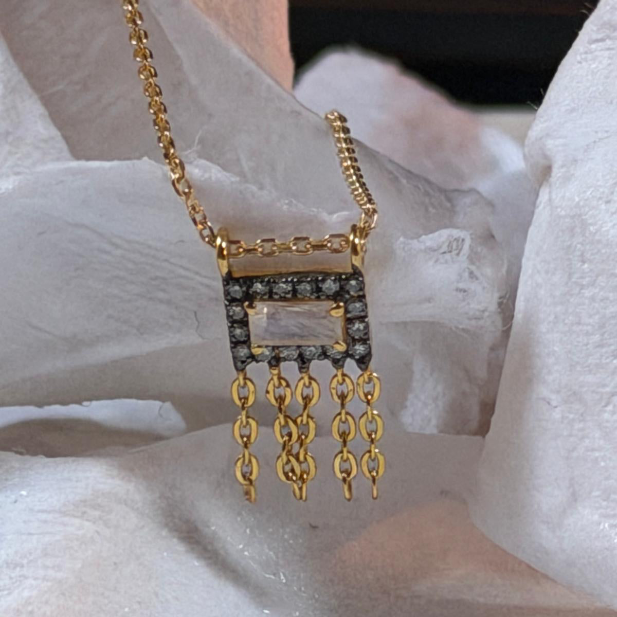 Collier Gina Frange Pierre de Lune